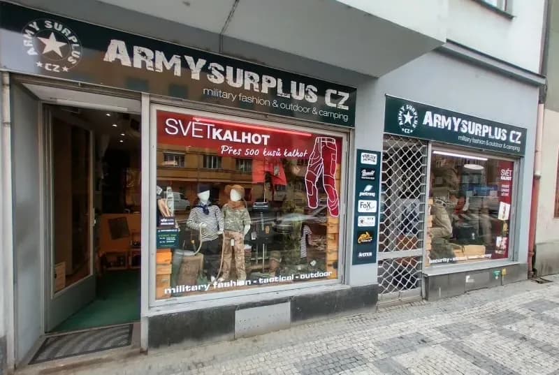svet-kalhot.webp